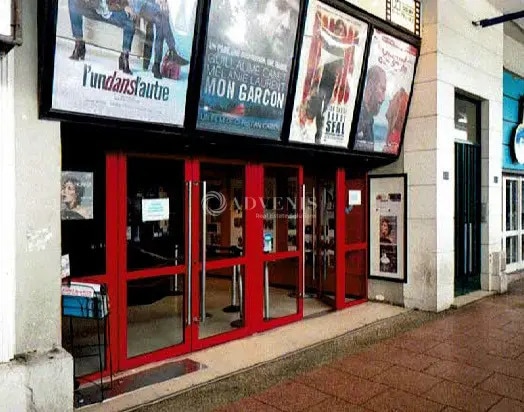 Plus de détails pour Local commercial à vendre