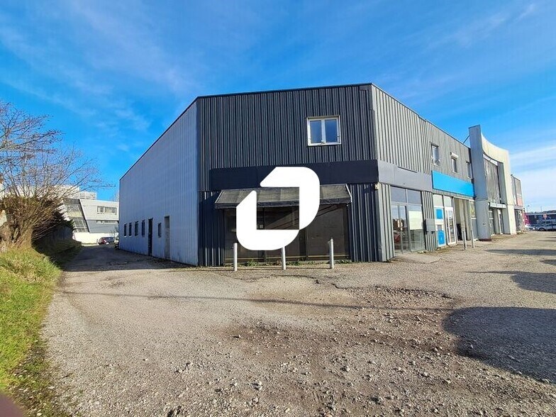 Local d’activités dans Lormont à louer - Photo de l’immeuble – Image 3 sur 6