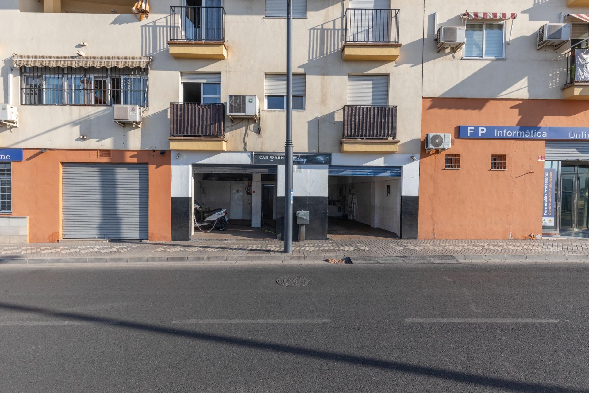 Local commercial dans Maracena, Granada à vendre Photo de l’immeuble– Image 1 sur 21