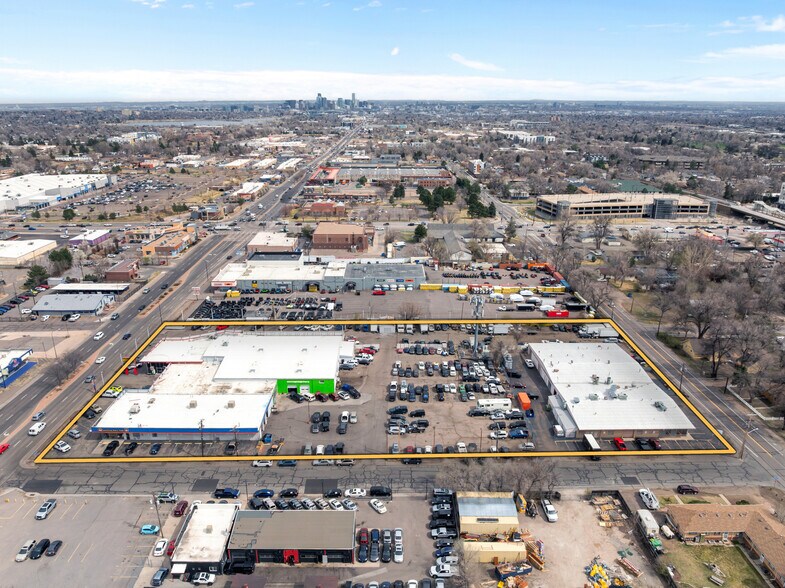 7800 W Colfax Ave, Lakewood, CO à vendre - Photo principale – Image 1 sur 27