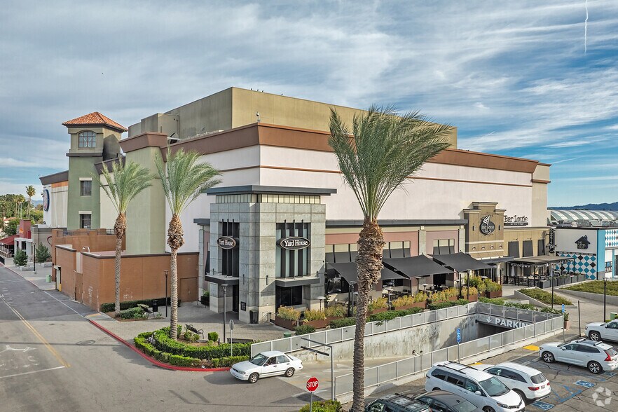 9301 Tampa Ave, Northridge, CA à louer - Photo de l’immeuble – Image 2 sur 40