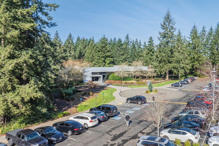 33405 8th Ave S, Federal Way, WA à vendre - Photo principale – Image 1 sur 4