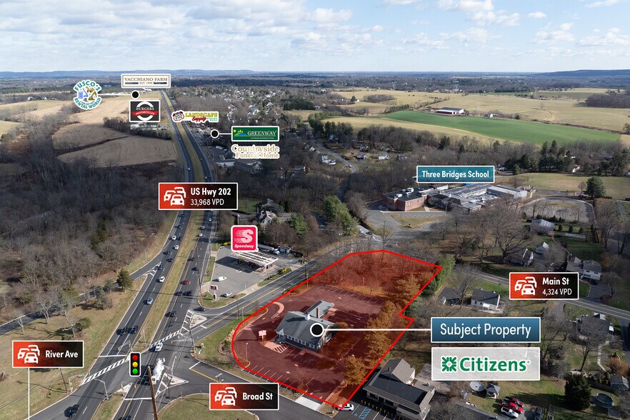 40 Broad st, Three Bridges, NJ à vendre - Photo de l’immeuble – Image 3 sur 4