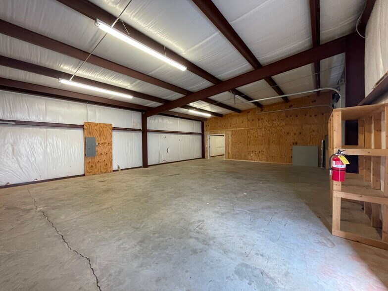 500 26th St, Opelika, AL à louer - Photo de l’immeuble – Image 3 sur 6
