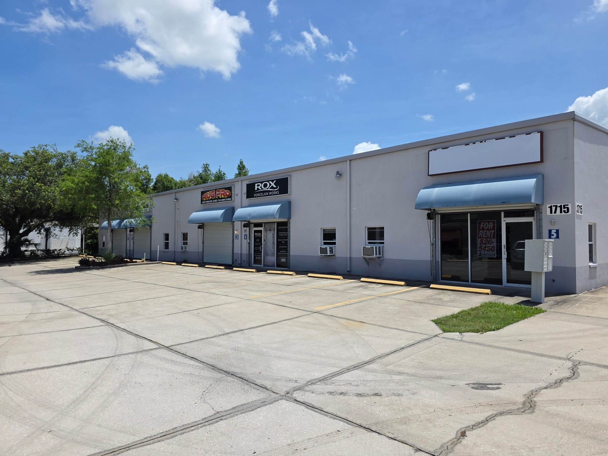 1715 S Missouri Ave, Clearwater, FL à louer Photo intérieure– Image 1 sur 8