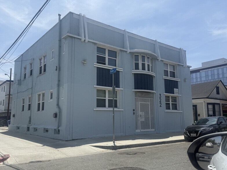 322 Daisy Ave, Long Beach, CA à vendre - Photo de l’immeuble – Image 1 sur 14