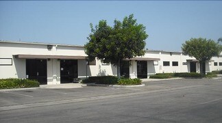 Plus de détails pour 2110 S Lyon St, Santa Ana, CA - Industriel/Logistique à louer