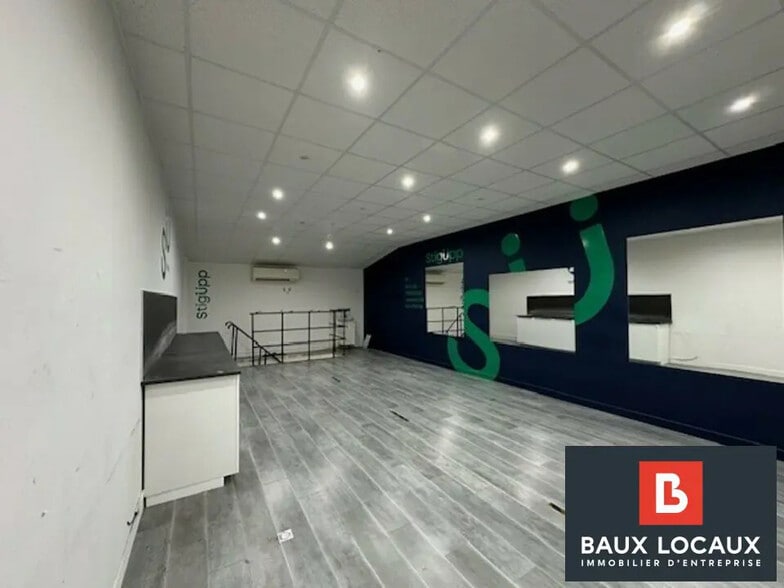 Local commercial dans Vedène à louer - Photo de l’immeuble – Image 2 sur 5