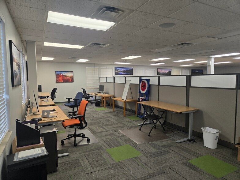 3204-3210 N Canyon Rd, Provo, UT à louer - Photo de l’immeuble – Image 3 sur 24