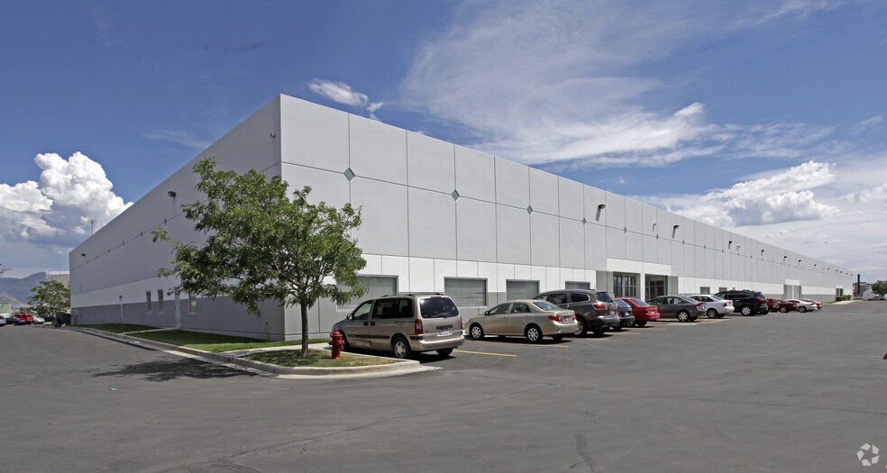 2440-2450 S 3600 W, Salt Lake City, UT à louer - Photo principale – Image 1 sur 9