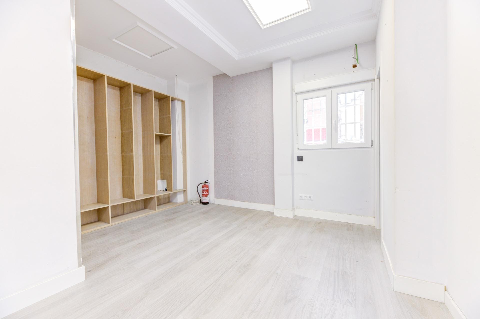 Local commercial dans Madrid, Madrid à louer Photo intérieure– Image 1 sur 7