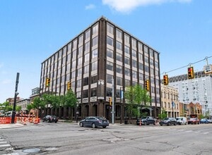 220 E Huron St, Ann Arbor, MI à louer Photo intérieure– Image 1 sur 7