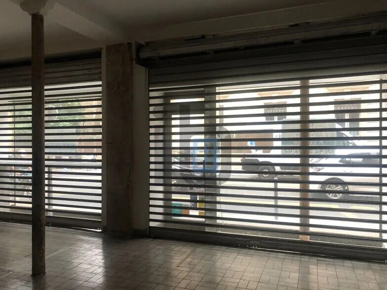 Local commercial dans Paris à louer - Photo de l’immeuble – Image 2 sur 5