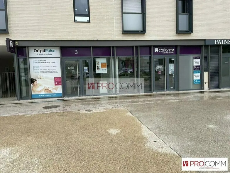 Local commercial dans Luisant à louer - Photo de l’immeuble – Image 2 sur 9