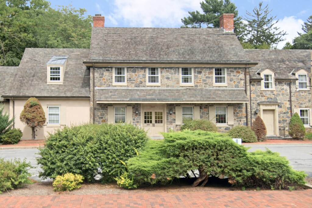 5809-5811 Kennett Pike, Wilmington, DE à louer Photo principale– Image 1 sur 10