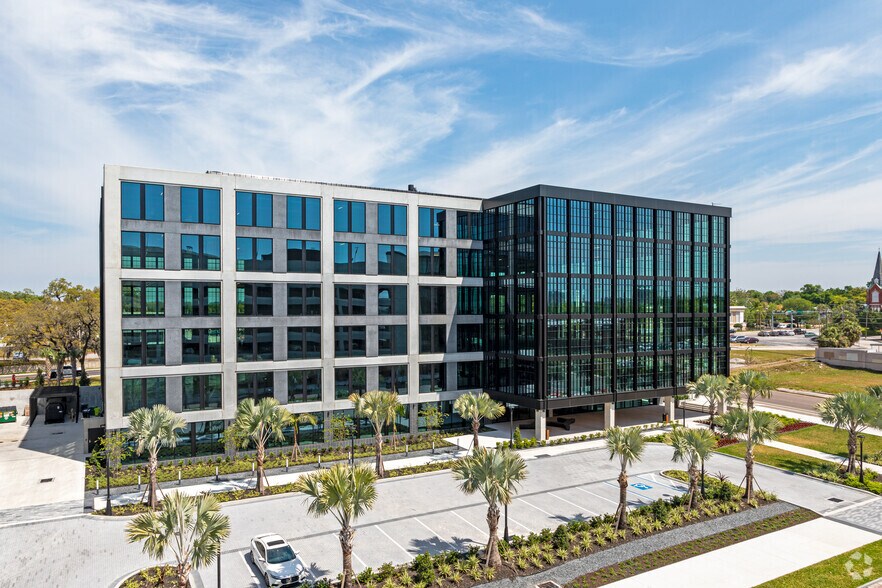 2002 N Tampa St, Tampa, FL à louer - Photo principale – Image 1 sur 10