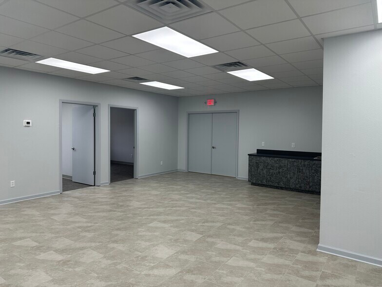 5035 Flournoy Lucas Rd, Shreveport, LA à louer - Photo de l’immeuble – Image 3 sur 6