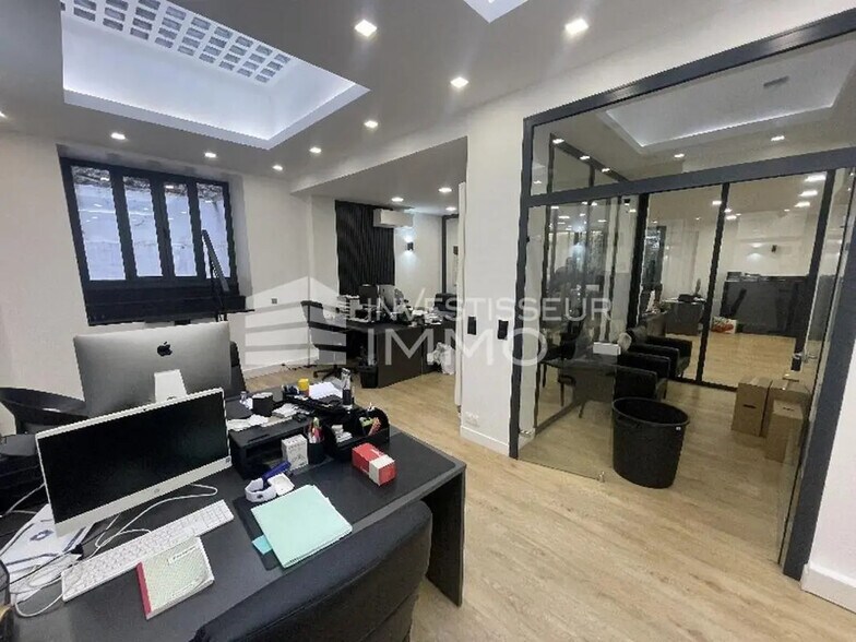 Bureau dans Paris à louer - Photo intérieure – Image 2 sur 4