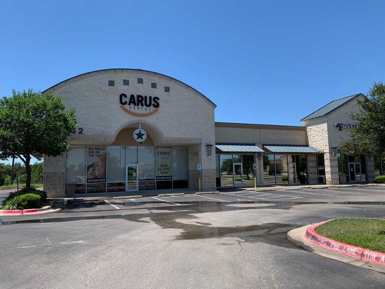 105 Wildwood Dr, Georgetown, TX à louer - Photo de l’immeuble – Image 3 sur 10