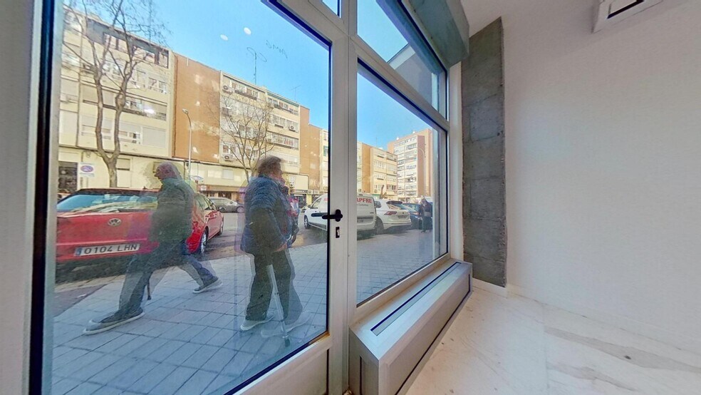 View Photo