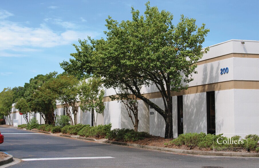 1941 Savage Rd, Charleston, SC à louer - Photo de l’immeuble – Image 3 sur 5
