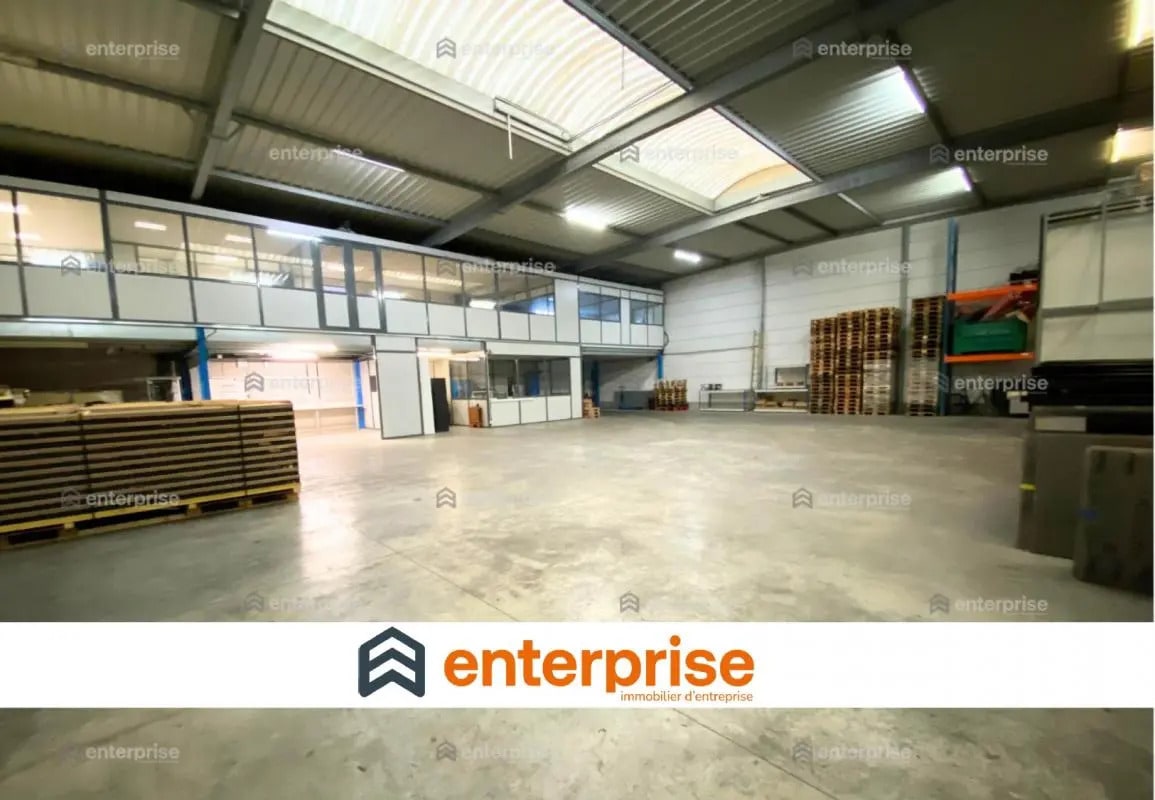 Local d’activités dans Chambly à louer Photo intérieure– Image 1 sur 7