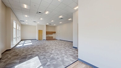 16200 Ben Hill Griffin Pky, Fort Myers, FL à louer Numérisation 3D Matterport– Image 1 sur 5