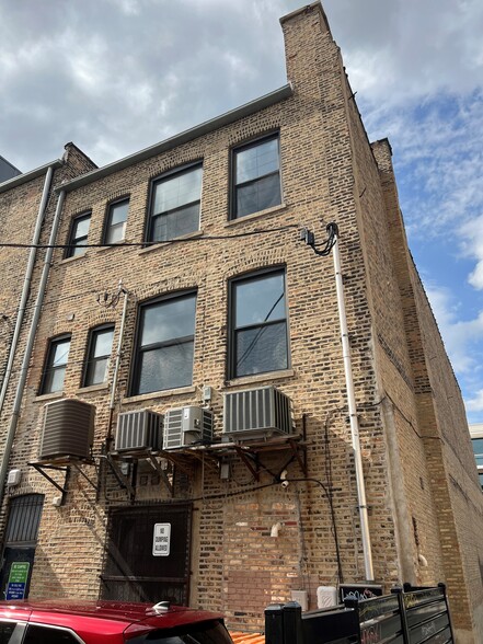 1259 N milwaukee Ave, Chicago, IL à vendre - Photo de l’immeuble – Image 3 sur 18