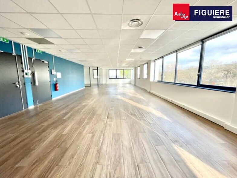 1 Rue Mahatma Gandhi, Aix-en-Provence à louer - Photo de l’immeuble – Image 3 sur 15