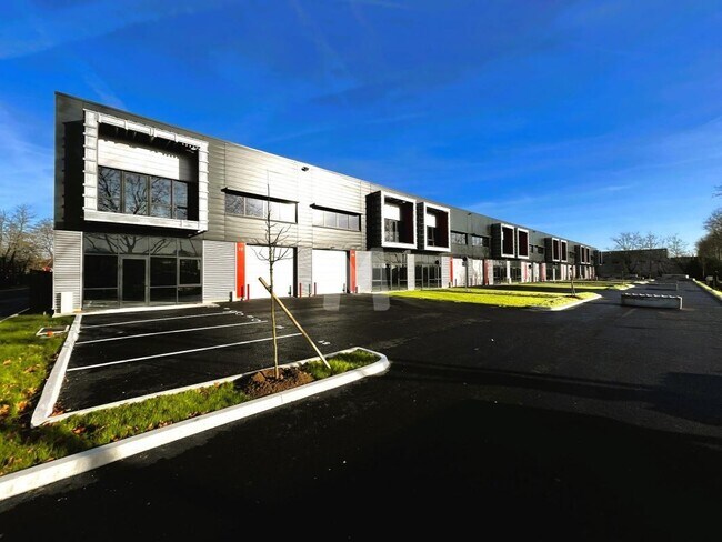 Plus de détails pour Rue Gustave Eiffel, Bondoufle - Local d'activités à louer
