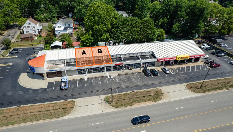 416-424 N Madison Blvd, Roxboro, NC à louer - Photo de l’immeuble – Image 3 sur 5