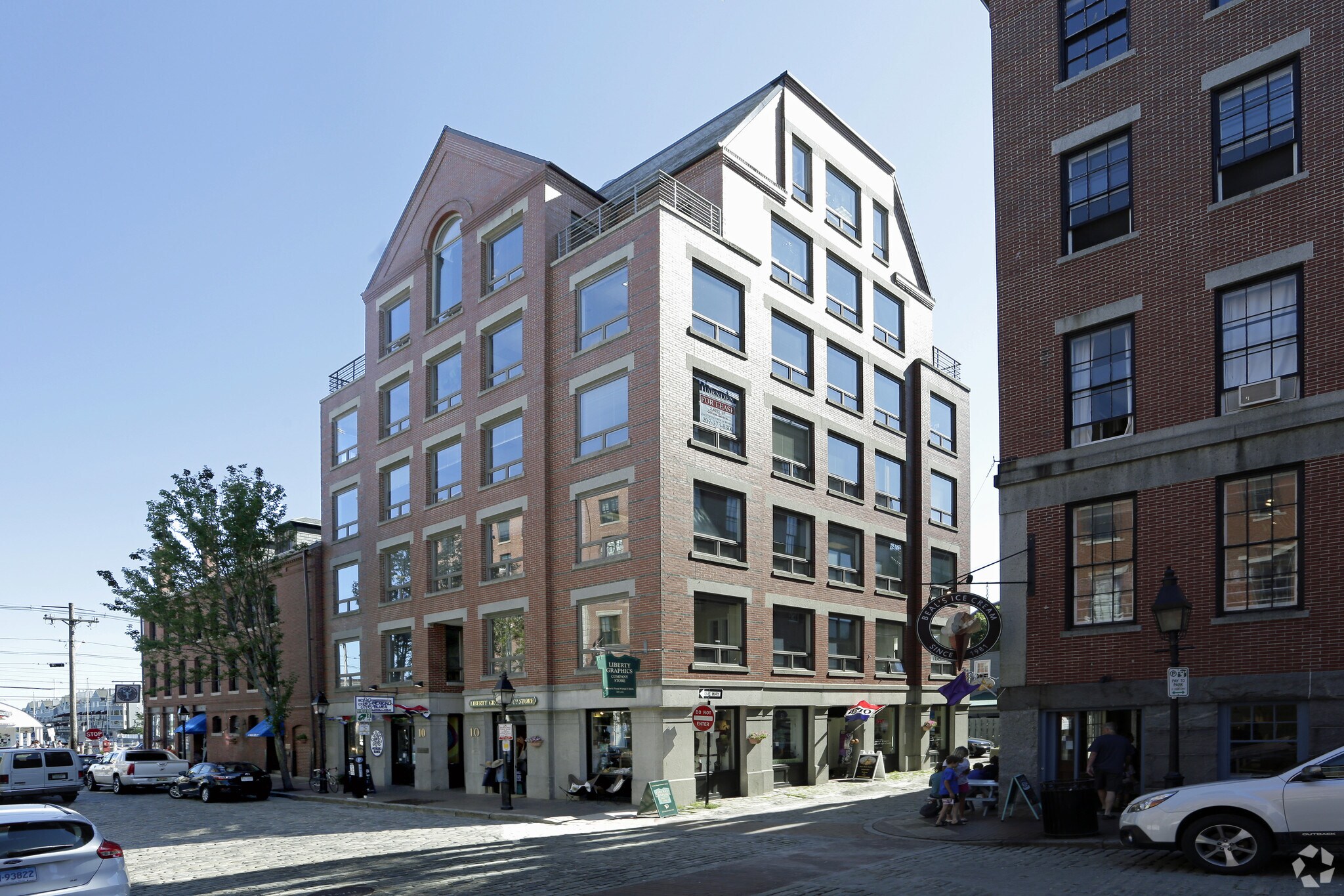 4-10 Moulton St, Portland, ME à louer Photo principale– Image 1 sur 12