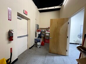 3702 US Hwy 83, Laredo, TX à louer Photo intérieure– Image 2 sur 8