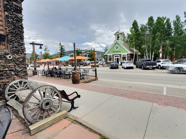 121 E Main St, Frisco, CO à vendre - Photo de l’immeuble – Image 3 sur 19