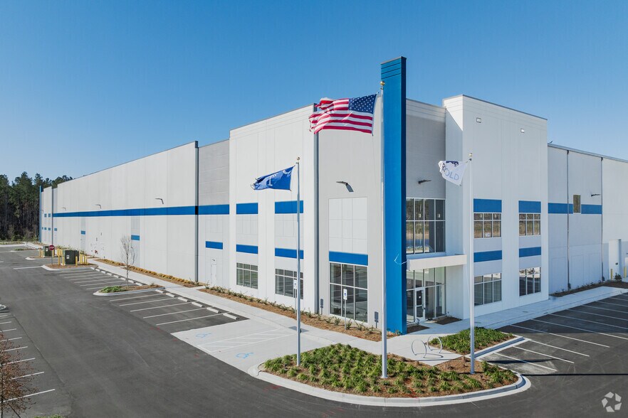 759 Autonomous Dr, Ridgeville, SC à louer - Photo de l’immeuble – Image 2 sur 9