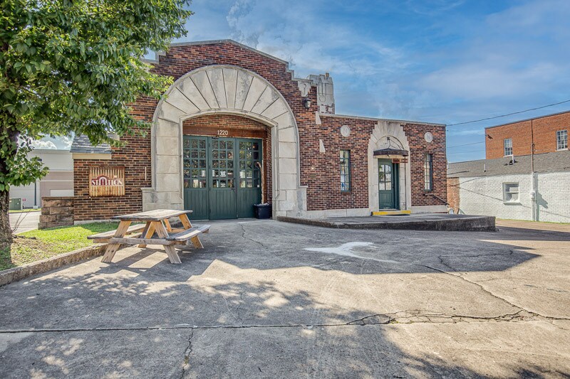 1220 Gallatin Ave, Nashville, TN à vendre Photo principale– Image 1 sur 36