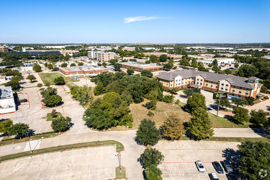 E Corporate Dr, Lewisville, TX à louer - Aérien – Image 3 sur 22