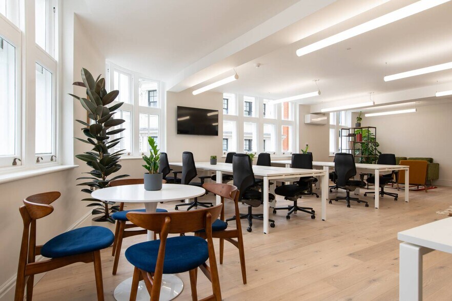 321 Oxford St, Londres à louer - Photo de l’immeuble – Image 2 sur 14