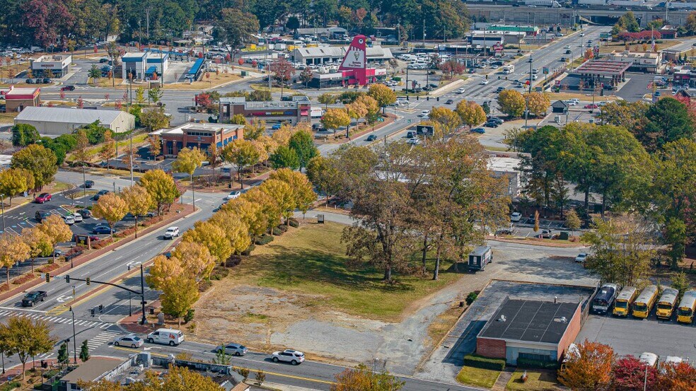 25 SE Dodd St, Marietta, GA à louer - Photo de l’immeuble – Image 3 sur 4