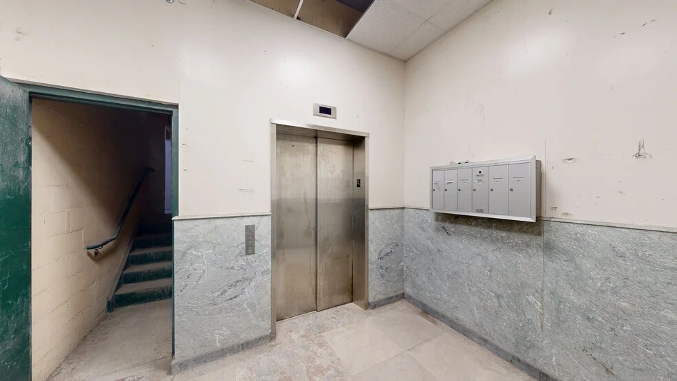 37-31 10th St, Long Island City, NY à vendre - Numérisation 3D Matterport – Image 3 sur 29