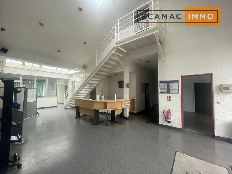 Industriel/Logistique dans Linas à louer - Photo de l’immeuble – Image 2 sur 7