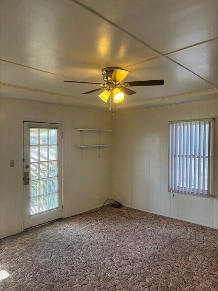 414 E Grand Ave, Arroyo Grande, CA à vendre - Photo de l’immeuble – Image 3 sur 6