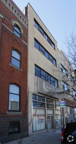 2202 Walnut St, Philadelphia, PA à vendre - Photo de l’immeuble – Image 3 sur 6