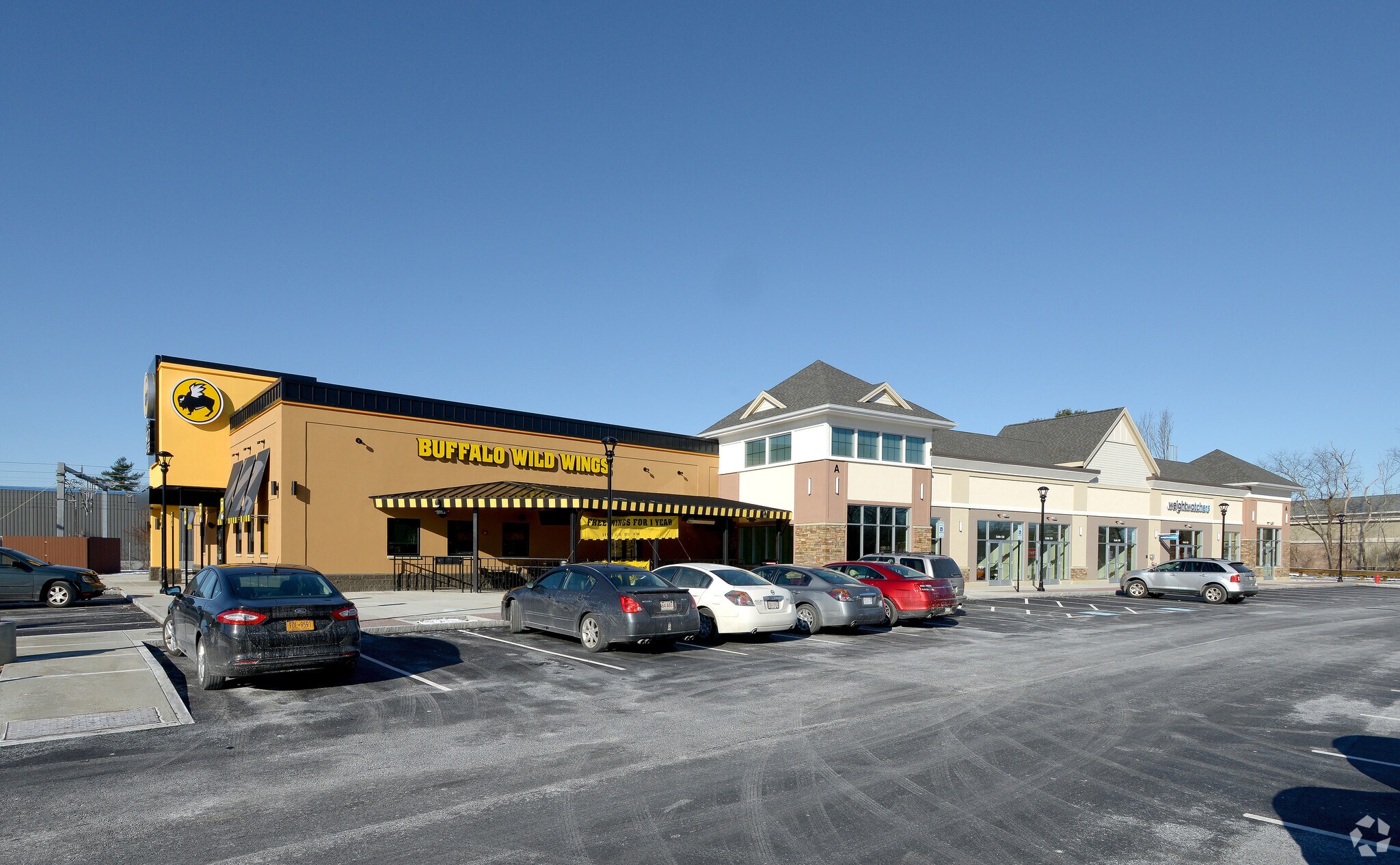 333 School St, Mansfield, MA à louer Photo principale– Image 1 sur 6