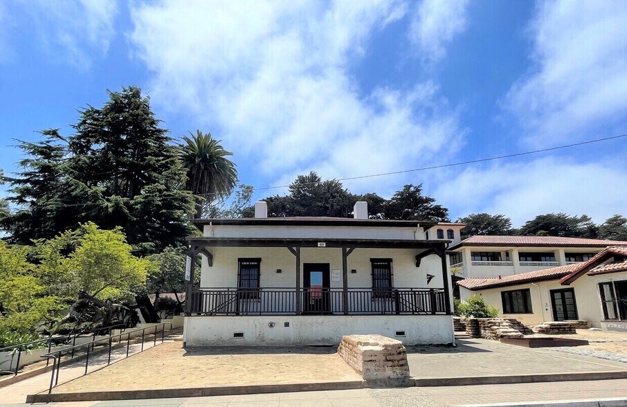 49 Moraga Ave, San Francisco, CA à louer - Photo de l’immeuble – Image 3 sur 15