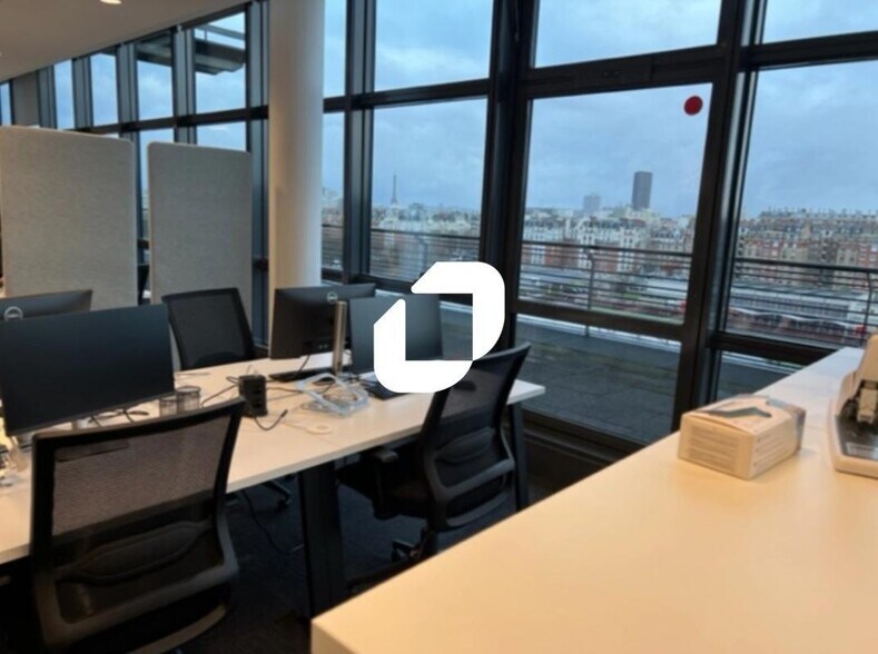 Bureau dans Paris à louer - Photo intérieure – Image 3 sur 4