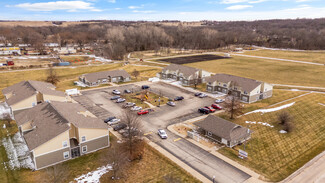 Plus de détails pour 110 S Pennsylvania Ave, Holton, KS - Logement à vendre