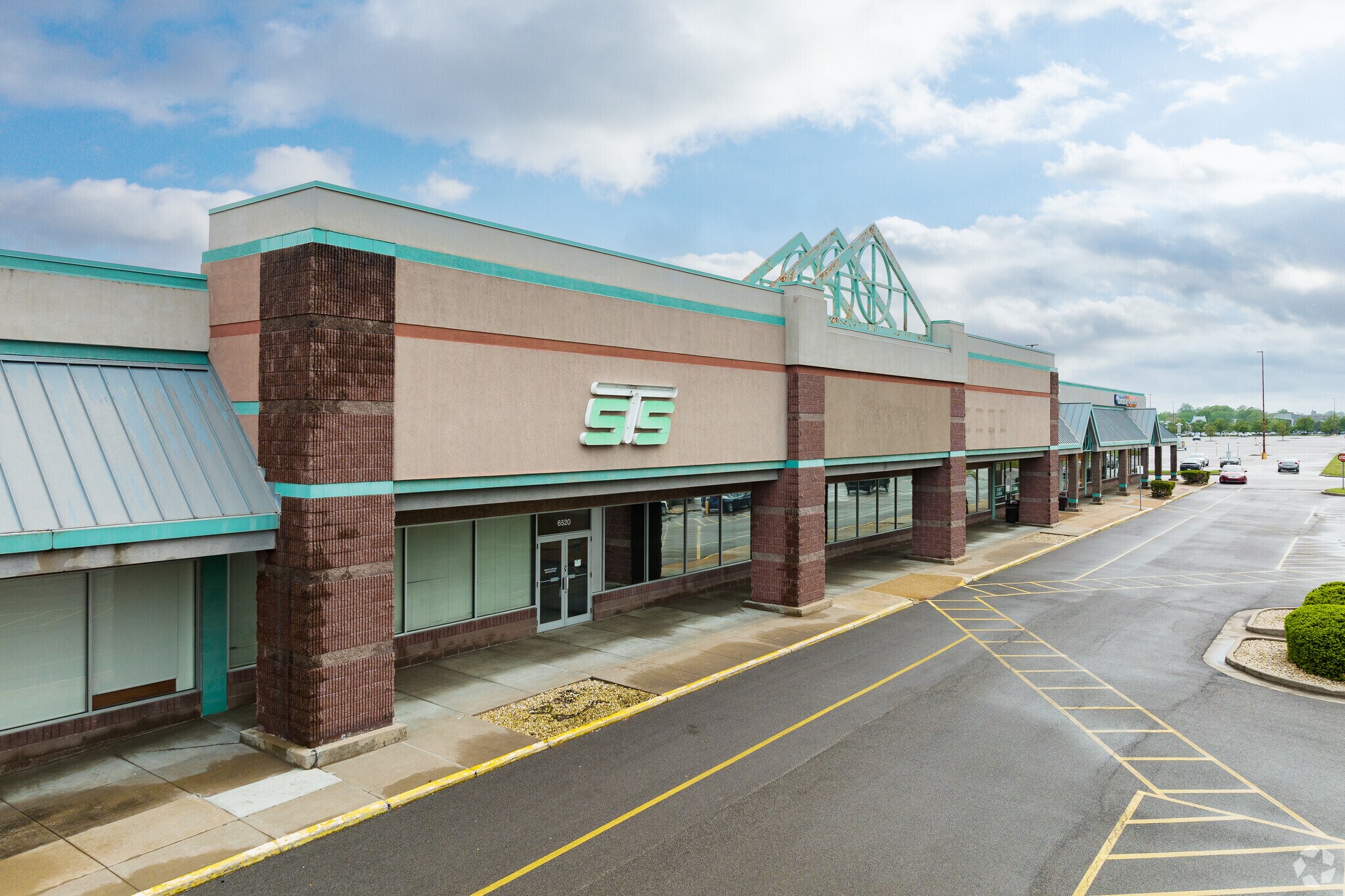 6500-6750 Manchester Ave, Saint Louis, MO à louer Photo de l’immeuble– Image 1 sur 7