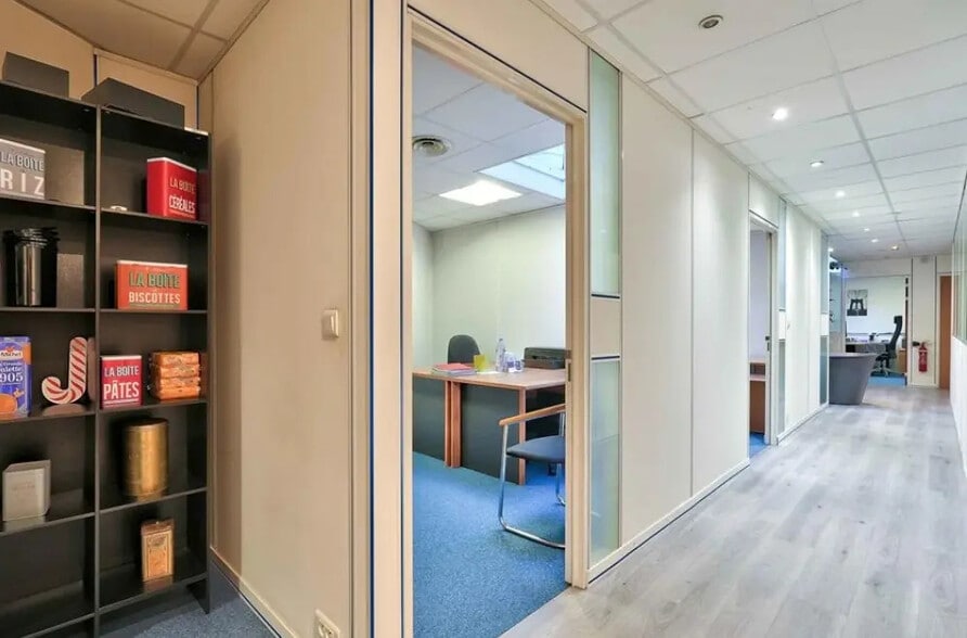 4-6 Rue D'Orleans, Saint-Cloud à vendre - Photo intérieure – Image 3 sur 9