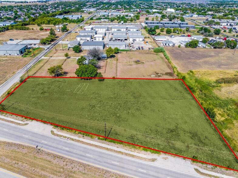 17503 Matany Rd, Justin, TX à vendre - Photo de l’immeuble – Image 2 sur 5